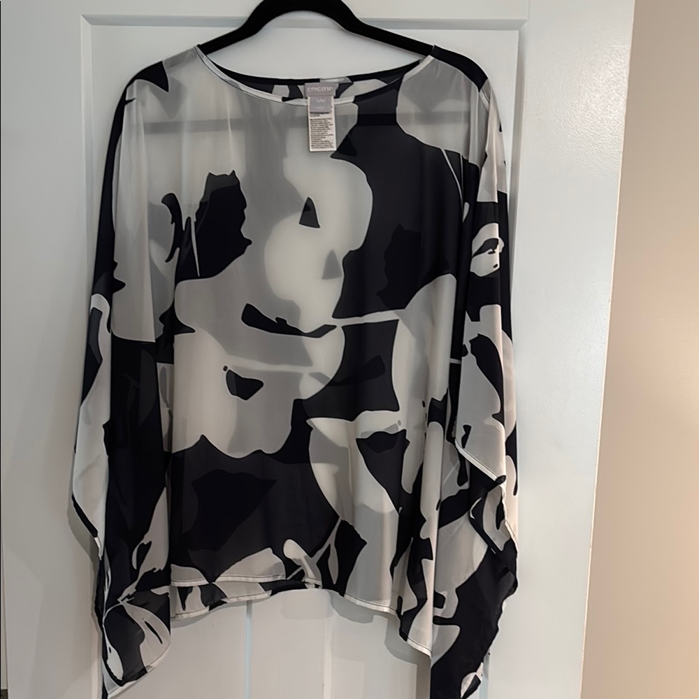 Chico's Navy and White Floral Blouse